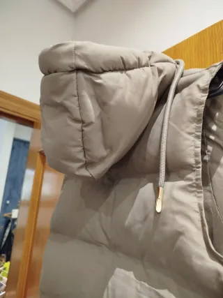 Chaleco largo acolchado Zara gris