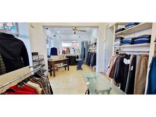 Local comercial en alquiler en Centre en Badalona