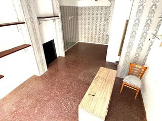 Local comercial en alquiler en Centre en Sant Boi de Llobregat