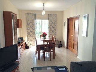 Chalet en alquiler en Montequinto en Dos Hermanas