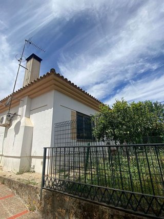 Chalet en alquiler en Montequinto en Dos Hermanas
