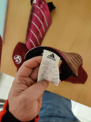 Espinilleras Fútbol Adidas Rojas talla L