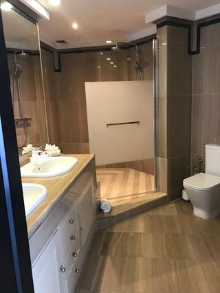 Ático en alquiler en Nueva Andalucía centro en Marbella