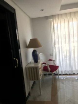 Ático en alquiler en Nueva Andalucía centro en Marbella