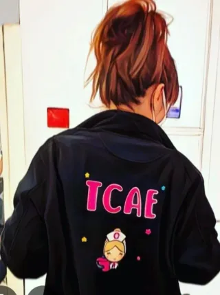 Auxiliar de enfermería. Ayuda a domicilio y hospit