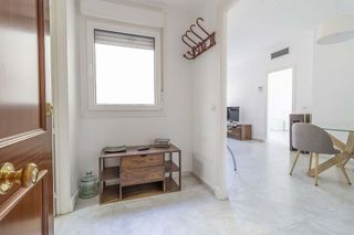 Piso en alquiler en Cruz Roja en Sevilla
