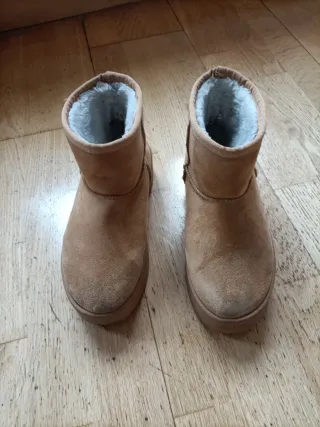 Botas de pelito beige
