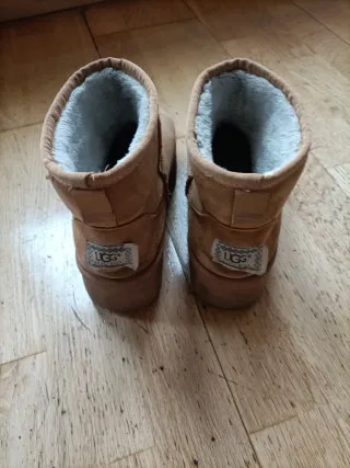 Botas de pelito beige