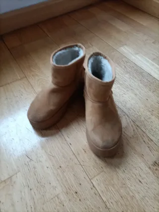 Botas de pelito beige