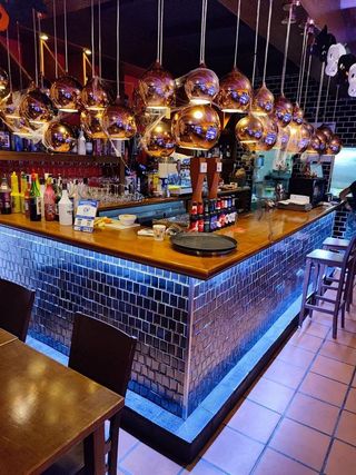 Local comercial en alquiler en Arroyo de la Miel en Benalmádena