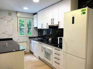 Piso en alquiler en Puerto Chico en Santander