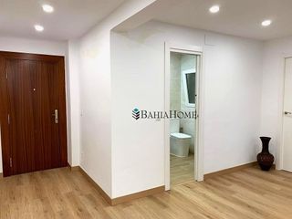 Piso en alquiler en Puerto Chico en Santander