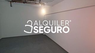 Local comercial en alquiler en Peñagrande en Madrid