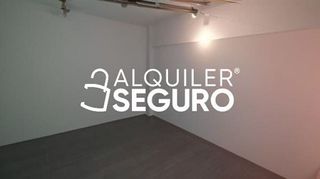 Local comercial en alquiler en Peñagrande en Madrid