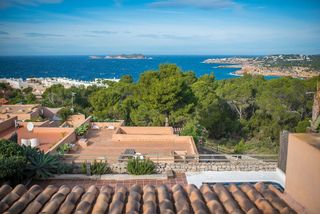 Casa adosada en alquiler en Cala Vedella - Cala Tarida - Cala Conta en Sant Josep de sa Talaia