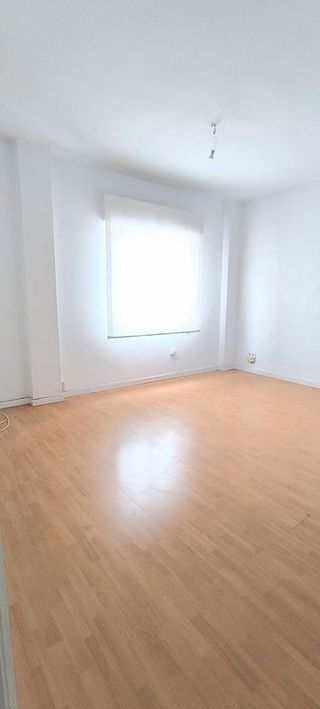 Piso en alquiler en Los Remedios en Sevilla