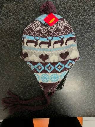 Gorro de invierno nuevo