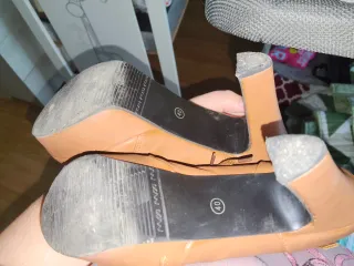 Botines de tacón con cordones