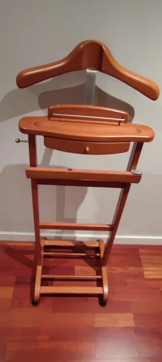 Galán de noche madera y metal