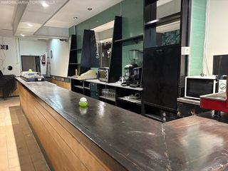 Local comercial en venta en Hospital en Valladolid