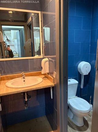 Local comercial en venta en Hospital en Valladolid