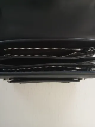 Bolso negro de hombro o bandolera Parfois