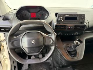 Peugeot Partner 2021