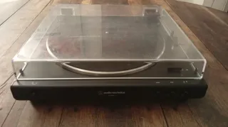 Tocadiscos Audio-Technica LP60XBK Negro