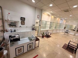 Local comercial en alquiler en Plan Sur-Amistad en Guadalajara