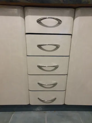 Puertas de cocina blancas-gris