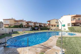 Casa adosada en venta en Salobreña