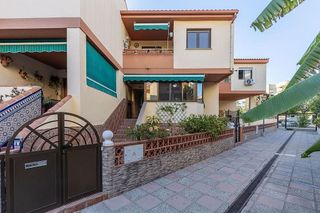 Casa adosada en venta en Salobreña