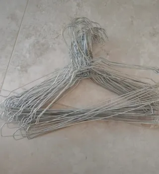 35 grucce metallo tipo lavanderia