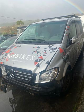 Mercedes-Benz Viano 2004