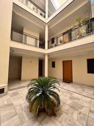 Piso en alquiler en San Julián en Sevilla