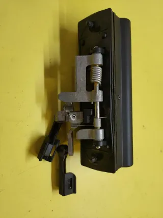 MANETA TIRADOR PUERTA MALETERO SEAT TOLEDO II