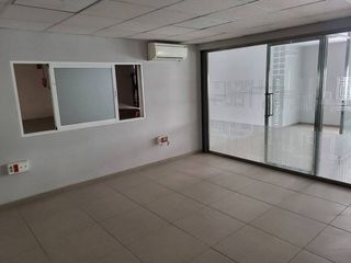 Nave industrial en alquiler en Carlet