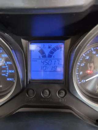 Kawasaki J300 ABS Maxiscooter