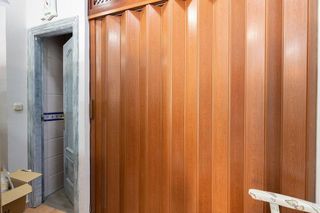 Local comercial en venta en Cervantes en Granada