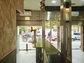 Local comercial en alquiler en Chopera en Madrid