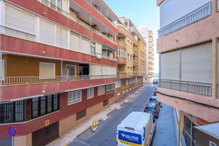 Estudio en alquiler en Playa del Cura en Torrevieja