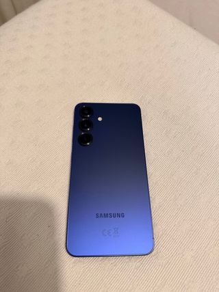 Samsung S25 Azul 256 gb con solo 5 meses