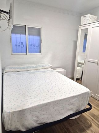 Piso en alquiler en Cruz Roja en Sevilla