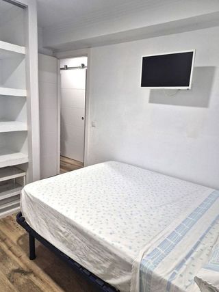 Piso en alquiler en Cruz Roja en Sevilla