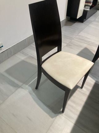 Mesa comedor madera y 4 sillas