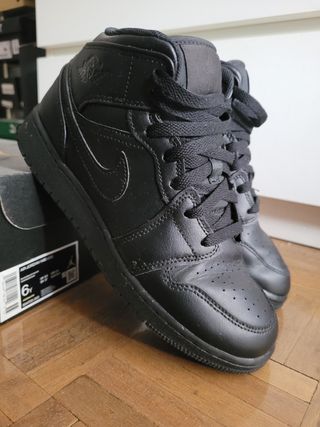 Nike Air Jordan 1 Mid Negro 38'5