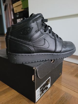 Nike Air Jordan 1 Mid Negro 38'5