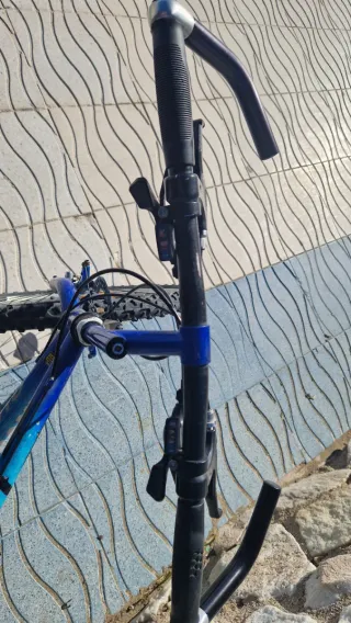 Bicicleta de Montaña Giant Azul