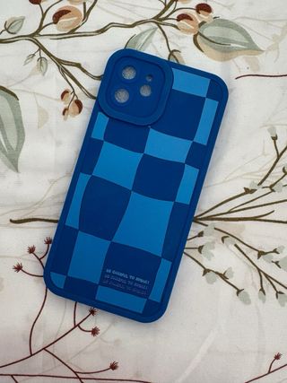 Vendo funda iPhone 12.