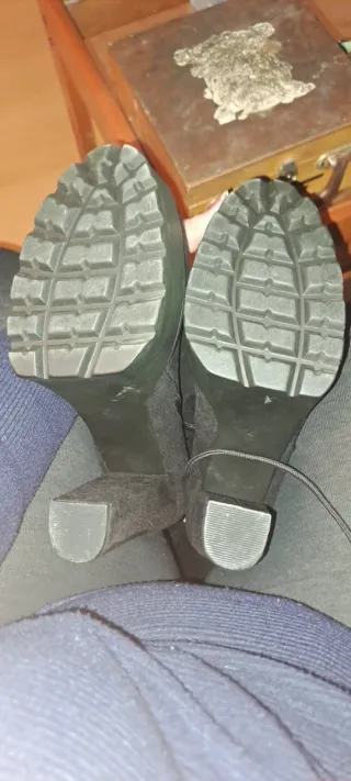 Botas altas negras talla 41